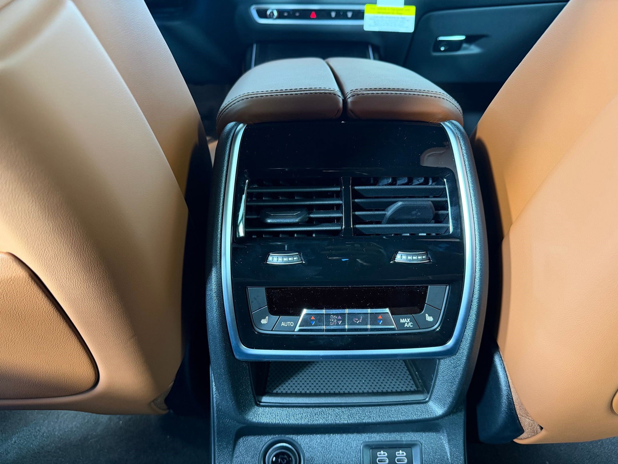 New 2026 BMW X7 M60i image 30