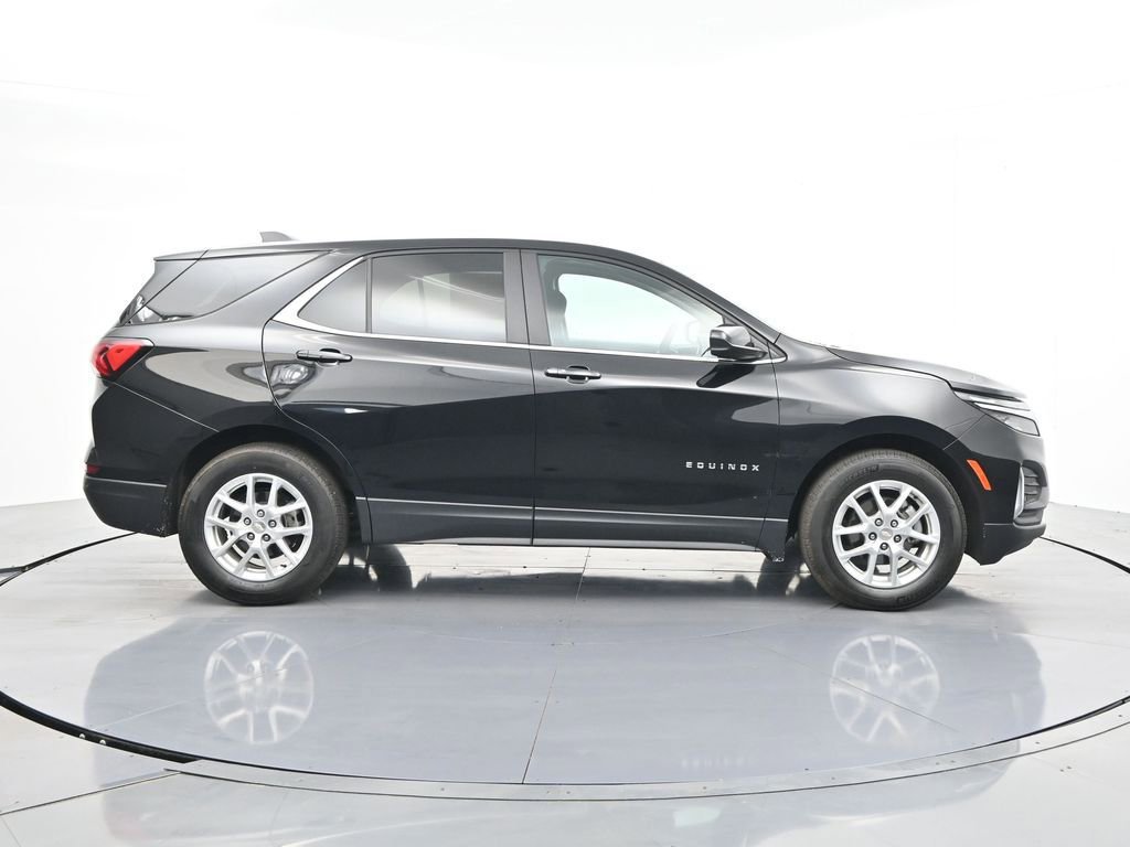 Used 2023 Chevrolet Equinox LT image 4