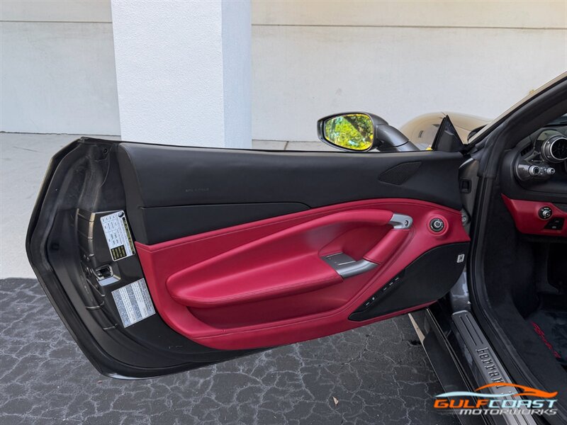 Used 2021 Ferrari F8 Tributo RWD image 24