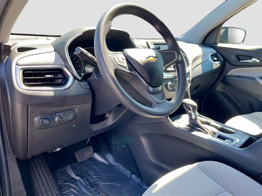 Used 2024 Chevrolet Equinox LS w/ LS Convenience Package image 9