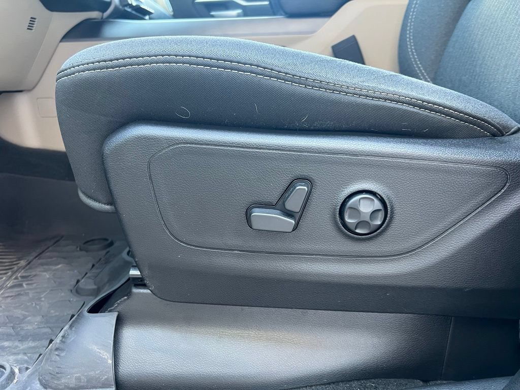 Used 2021 RAM 1500 Big Horn AWD/4WD image 12
