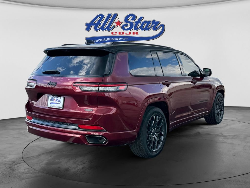 Used 2024 Jeep Grand Cherokee L Summit w/ Advanced Protech Group IV AWD/4WD image 7