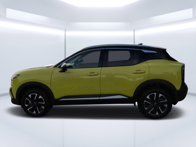 Used 2025 Nissan Kicks SR FWD image 6