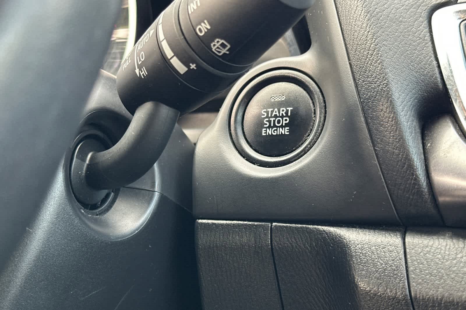 Used 2017 MAZDA MAZDA3 Grand Touring image 21