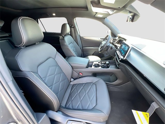 New 2024 Volkswagen Atlas Cross Sport SE image 27