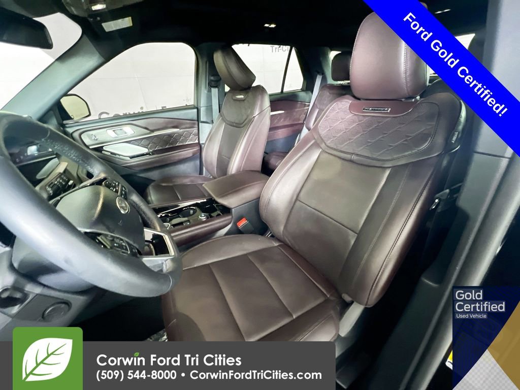 Used 2025 Ford Explorer Platinum w/ Ultimate Package AWD/4WD image 24