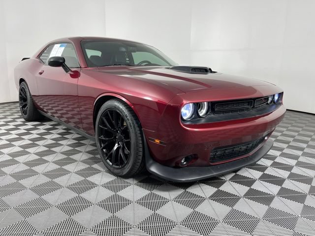 Used 2017 Dodge Challenger R/T Plus RWD image 3
