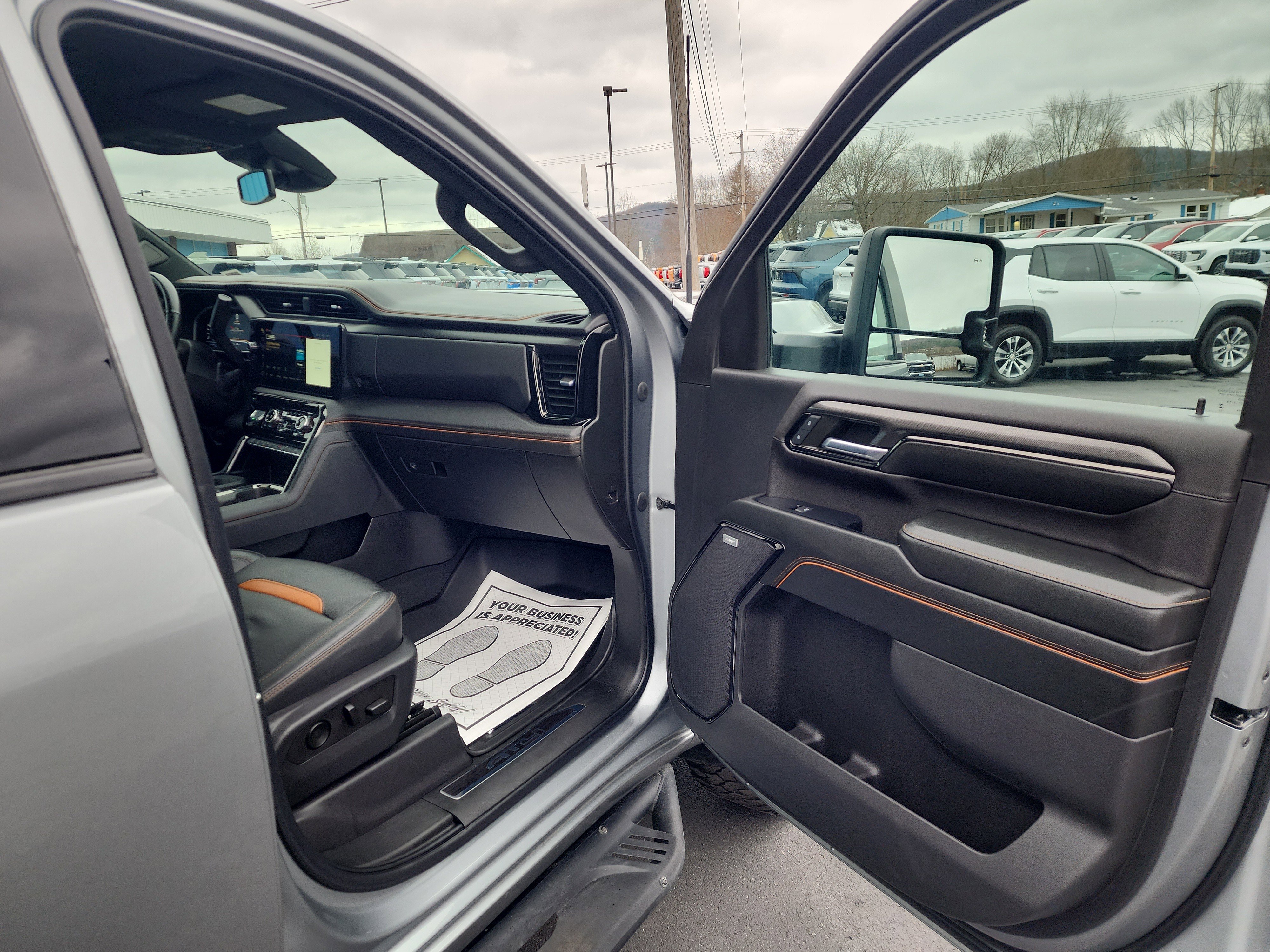 Certified 2024 GMC Sierra 2500 AT4 w/ AT4 Preferred Package image 38