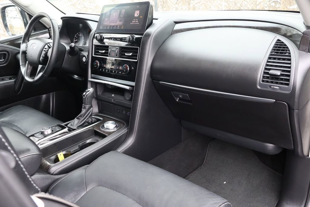 Used 2024 INFINITI QX80 Luxe image 42