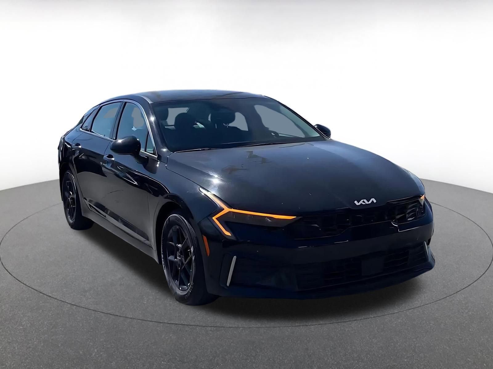 Used 2025 Kia K5 LXS image 3