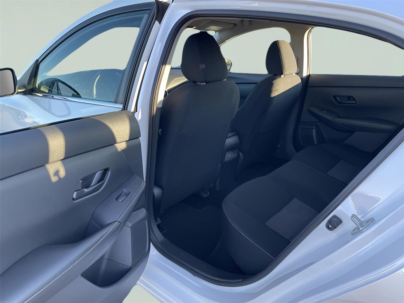 Used 2024 Nissan Sentra SV image 15