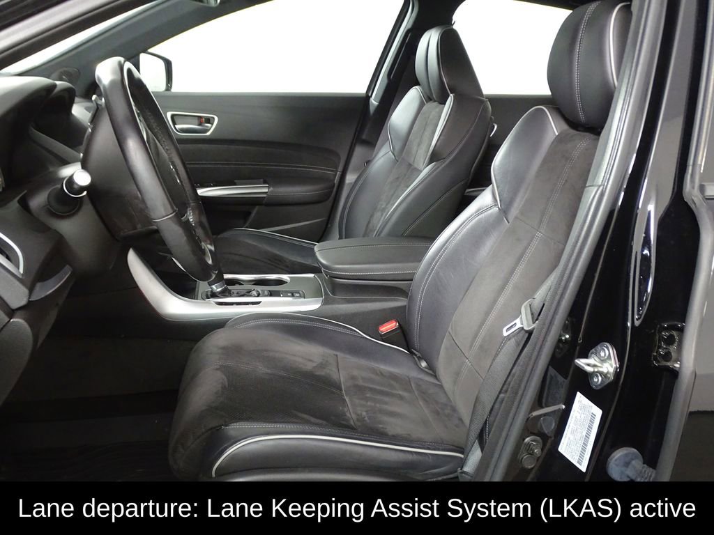 Used 2019 Acura TLX 2.4L Technology Pkg w/A-Spec P image 13