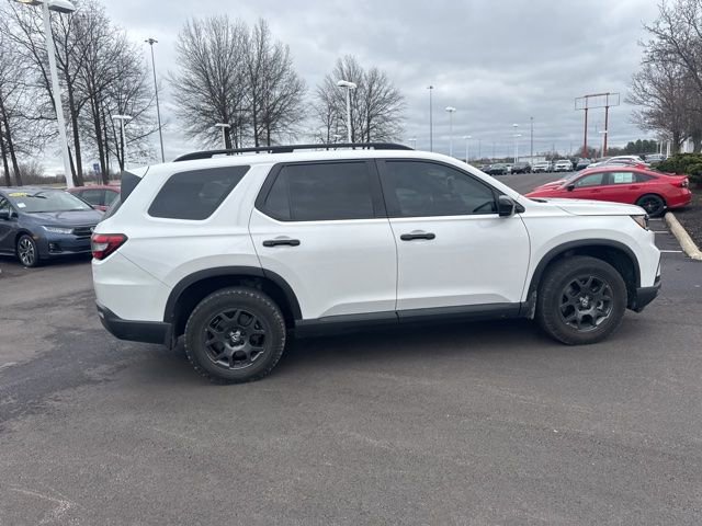 Used 2023 Honda Pilot TrailSport image 11