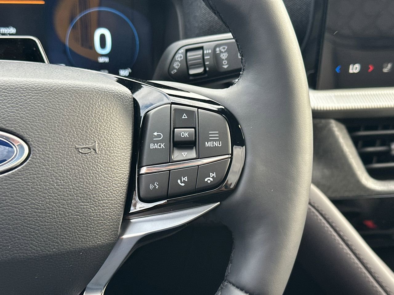 New 2026 Ford Explorer Platinum w/ LUX Leather Package image 25