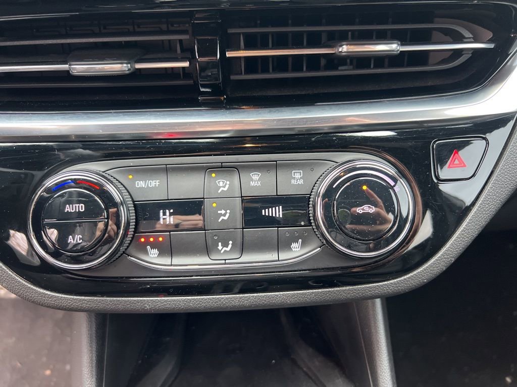 Certified 2024 Buick Envista Sport Touring w/ Convenience I Package image 26