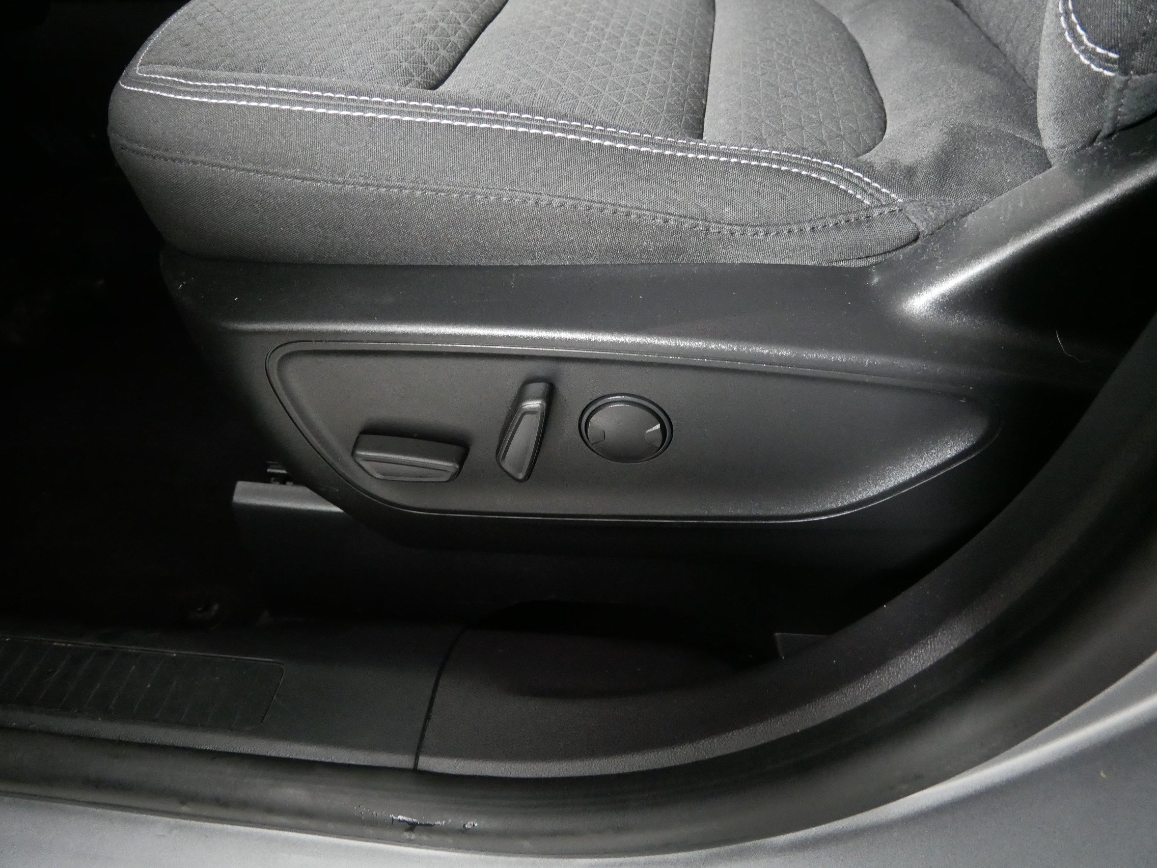 Used 2023 Ford Escape Active w/ Tech Pack #1 AWD/4WD image 20
