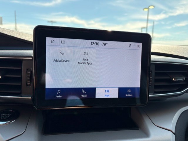 Used 2023 Ford Explorer XLT w/ Equipment Group 202A AWD/4WD image 18