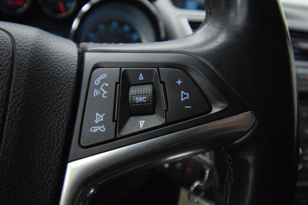 Used 2016 Buick Encore Convenience AWD/4WD image 32