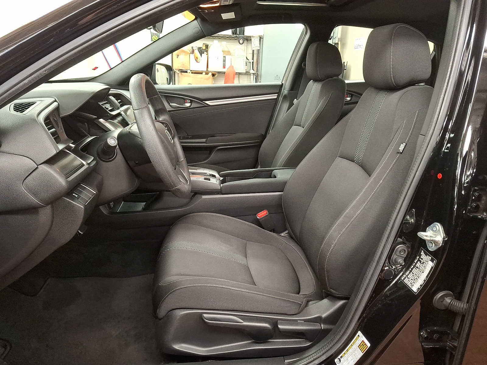 Used 2018 Honda Civic EX image 9