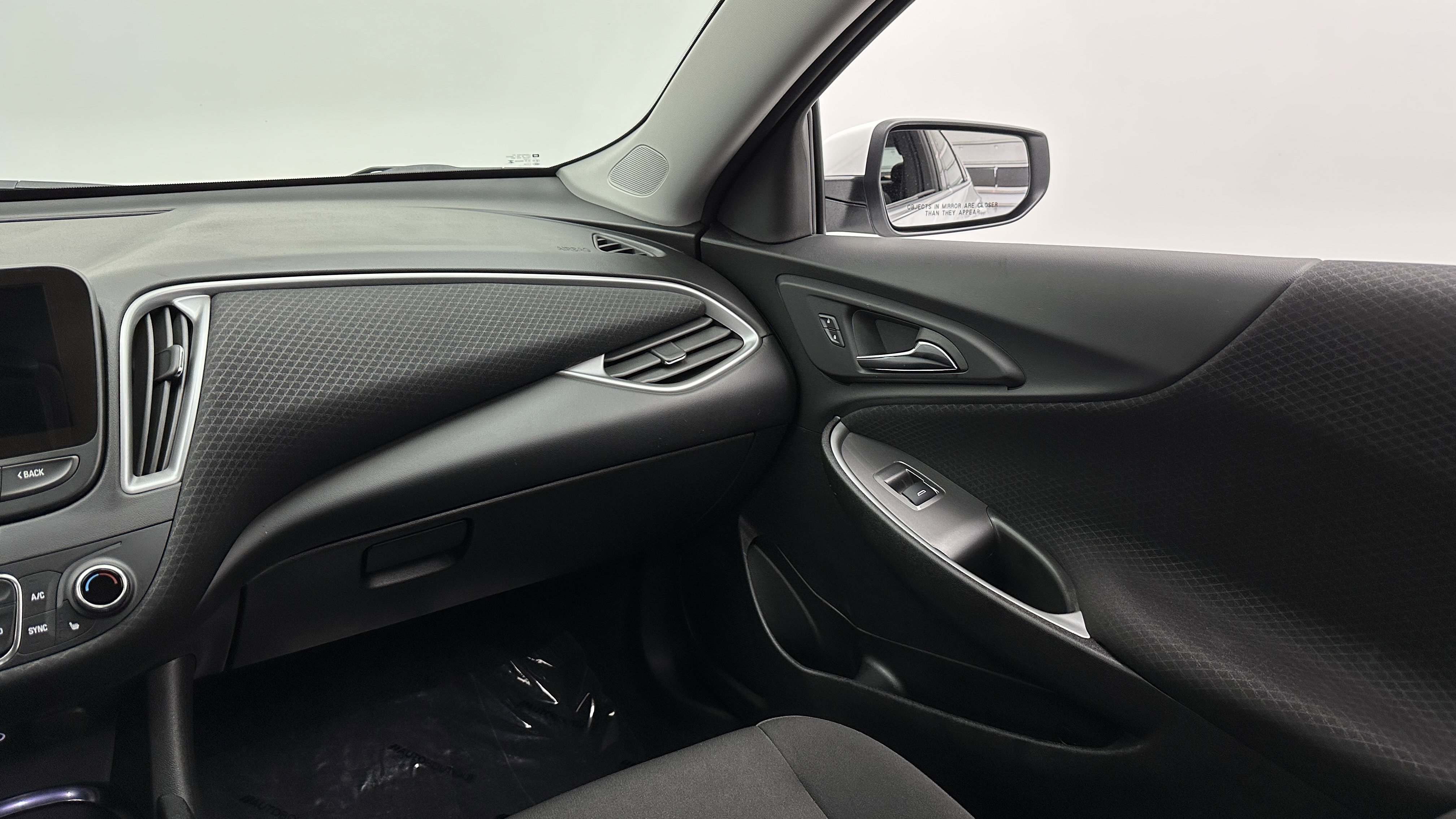 Used 2025 Chevrolet Malibu LT image 22