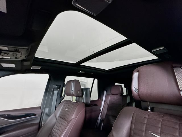 Used 2023 Cadillac Escalade Sport Platinum AWD/4WD image 23