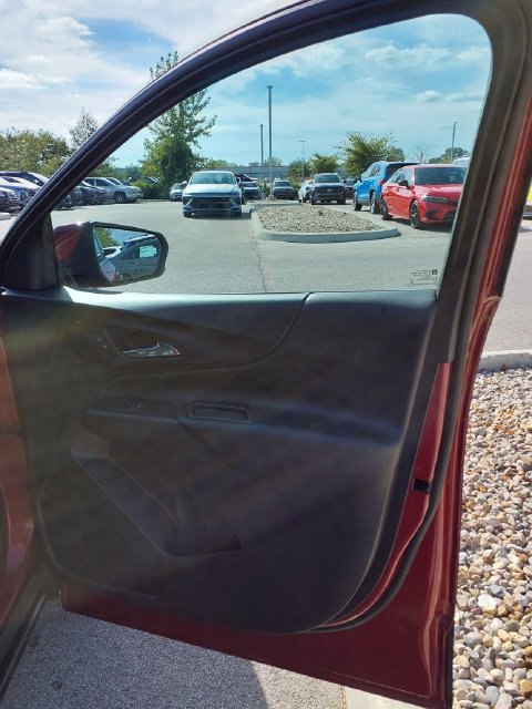 Used 2020 Chevrolet Equinox LT FWD image 23
