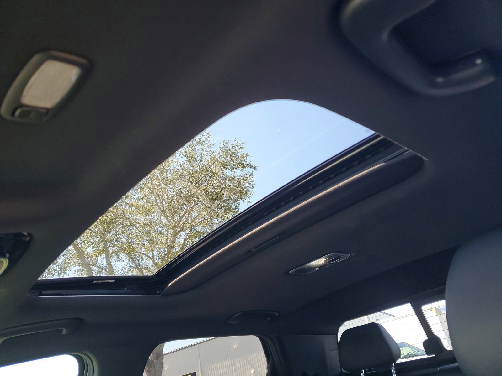 Used 2025 Hyundai Santa Cruz Limited image 29