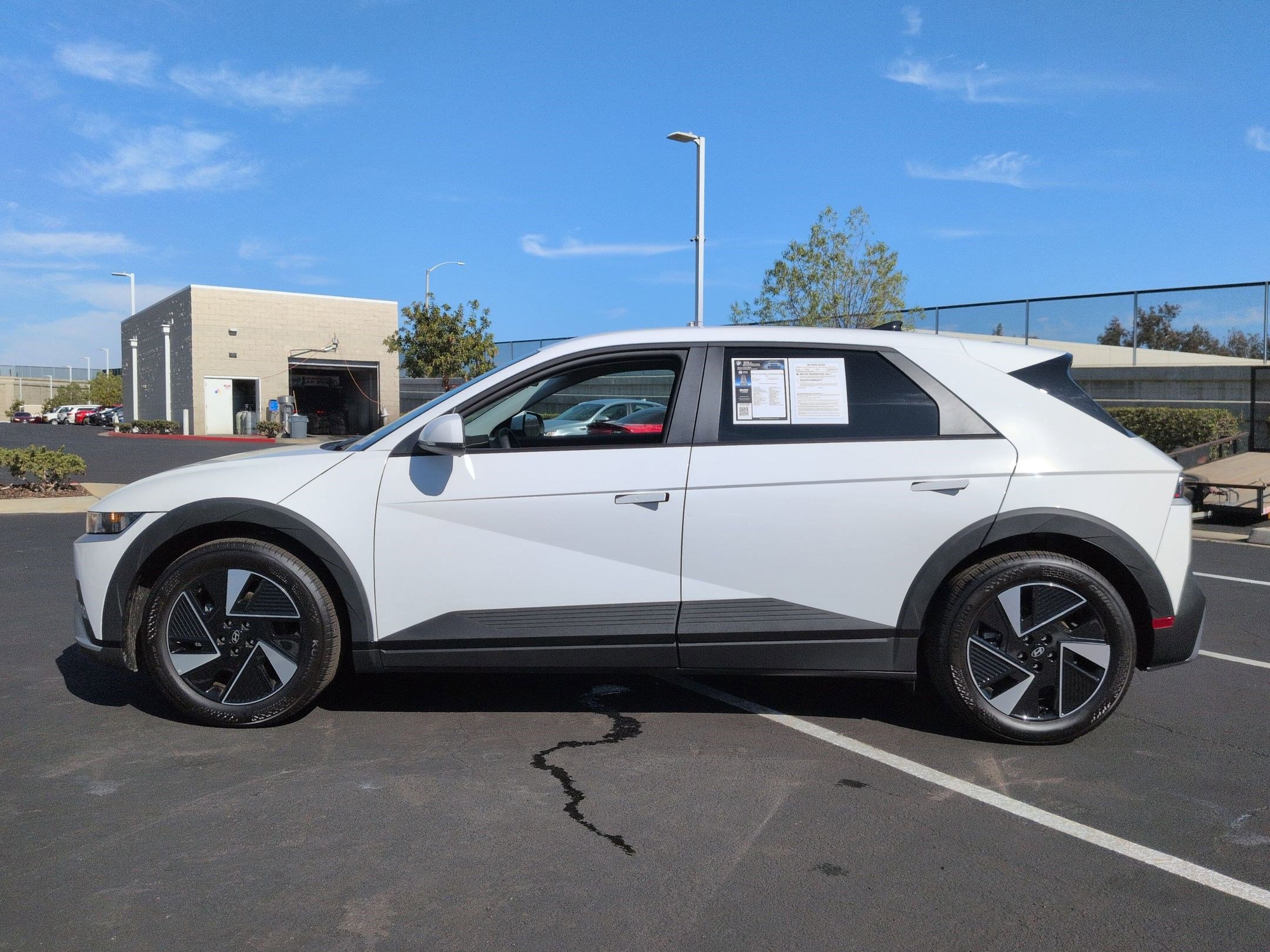 Used 2025 Hyundai Ioniq 5 SE image 7