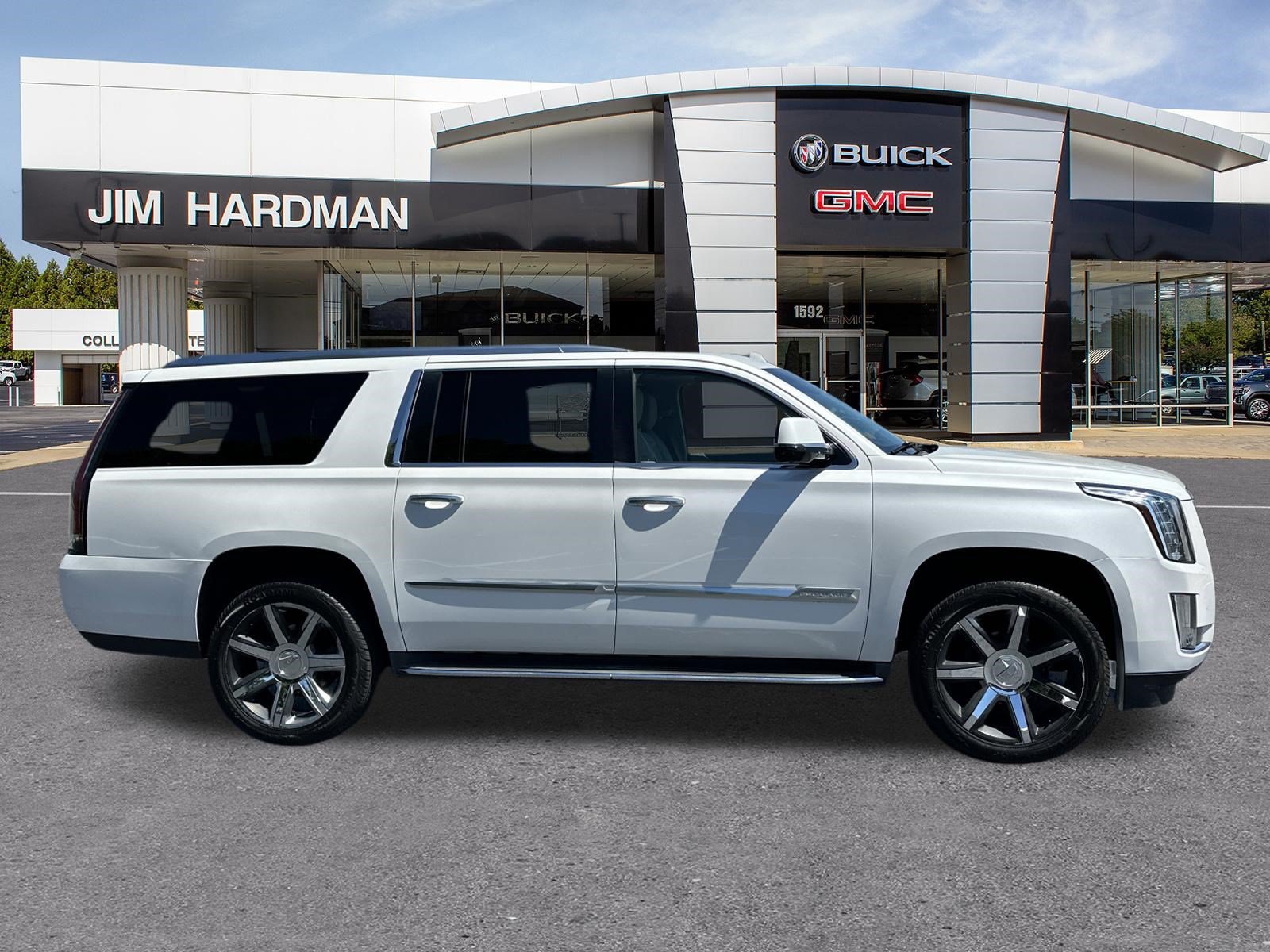 Used 2016 Cadillac Escalade ESV Luxury RWD image 8