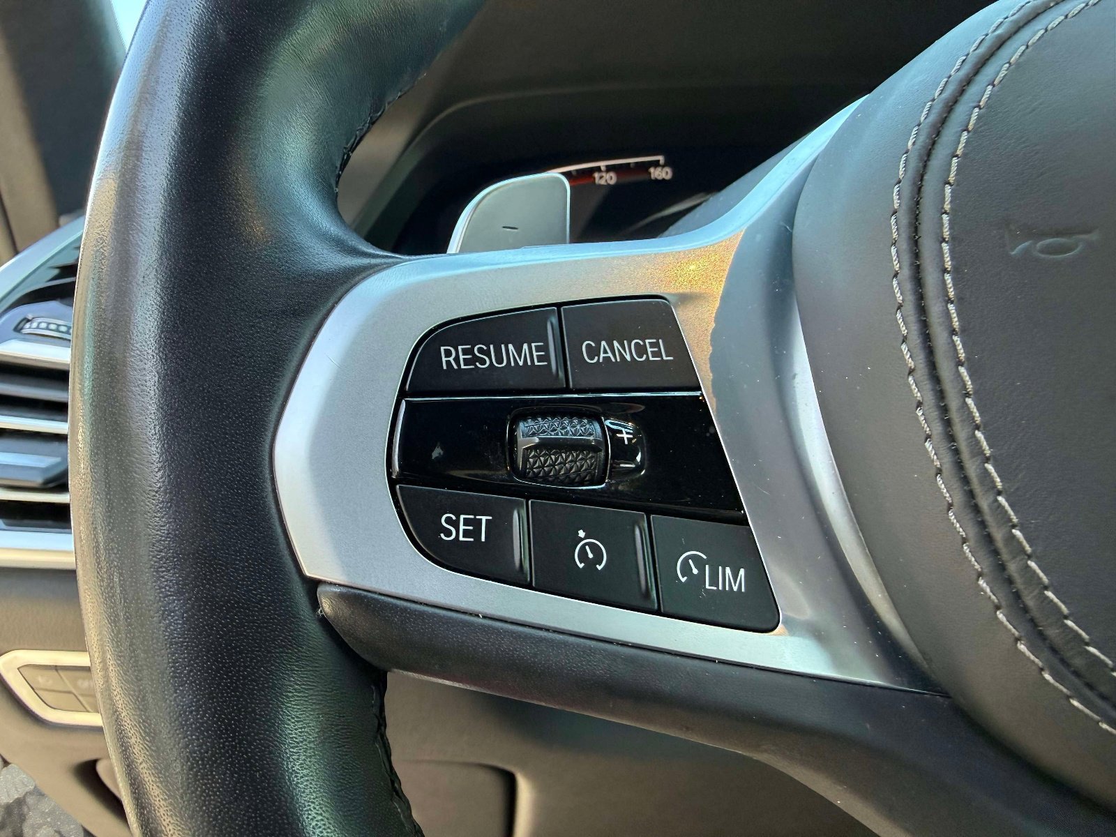 Used 2021 BMW X7 xDrive40i w/ M Sport Package image 50