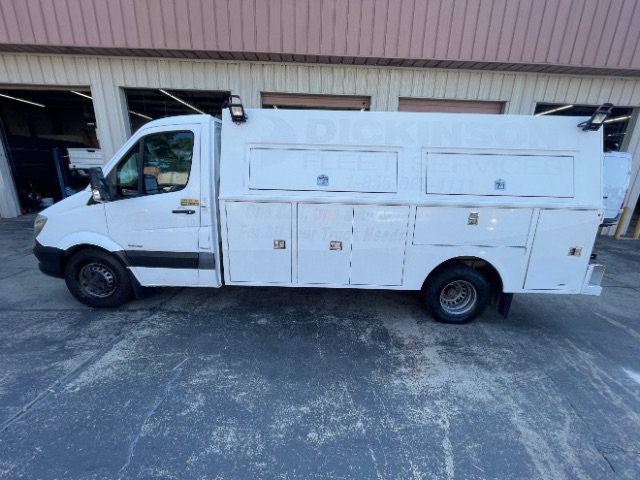 Used 2016 Mercedes-Benz Sprinter 3500 w/ Heavy Duty Front Axle Package image 3