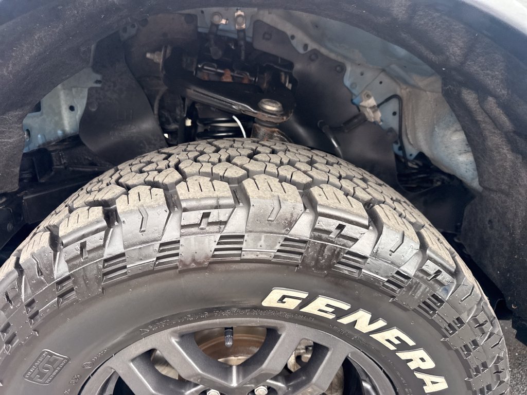 Used 2021 Ford Ranger Lariat w/ Tremor Off-Road Package AWD/4WD image 38
