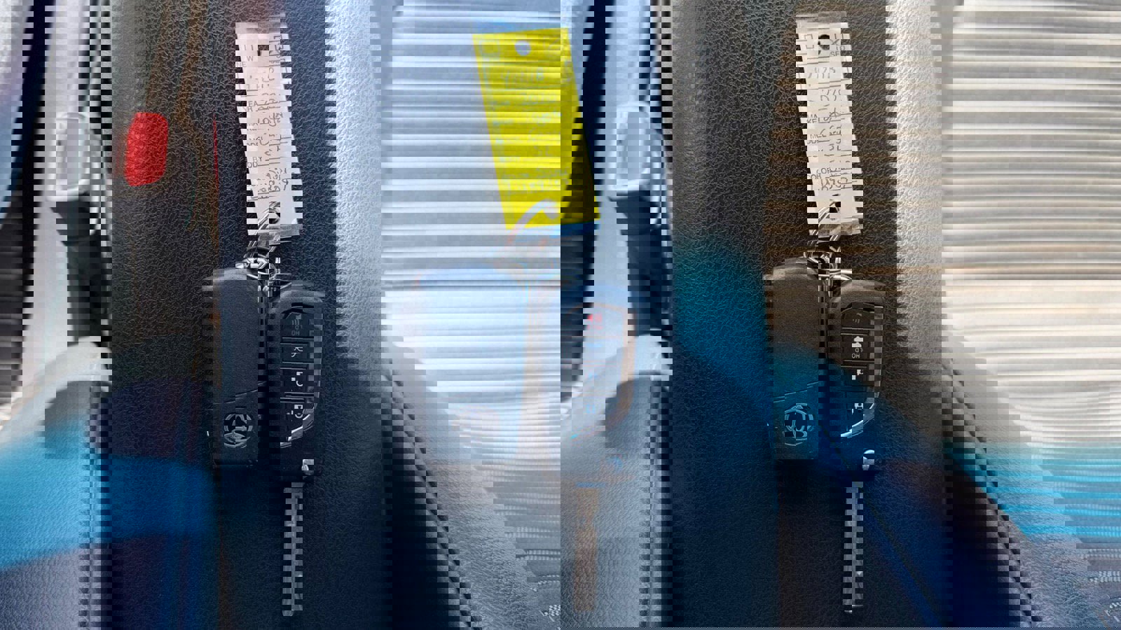 Used 2020 Toyota Camry SE image 41