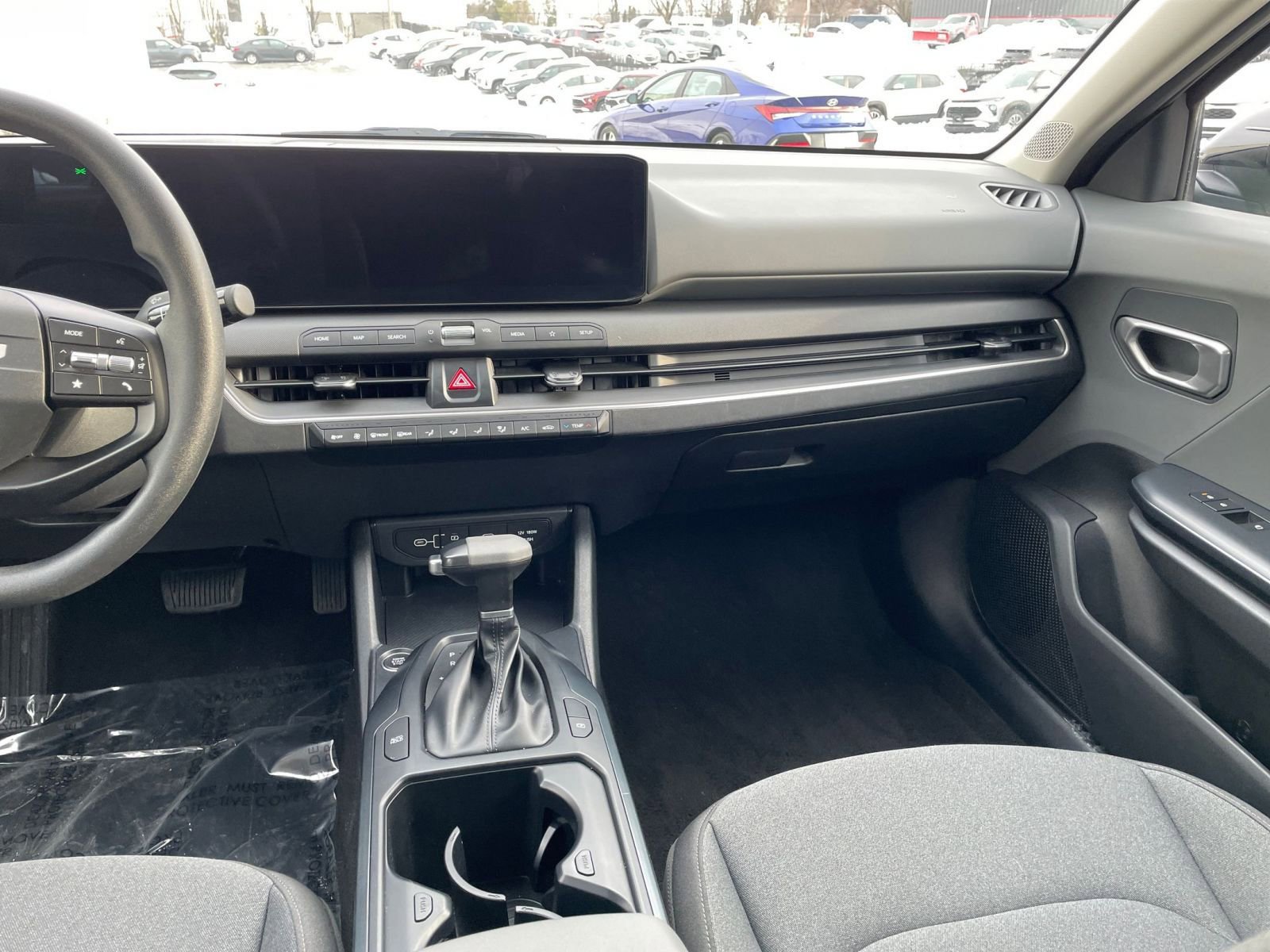 Used 2025 Kia K4 LXS image 35