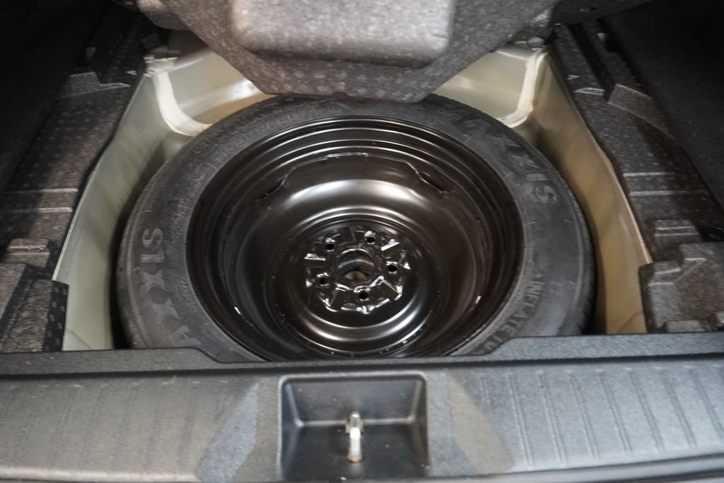 Used 2018 Subaru Outback 3.6R Limited AWD/4WD image 13