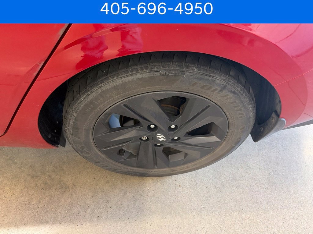 Used 2022 Hyundai Elantra SEL FWD image 17