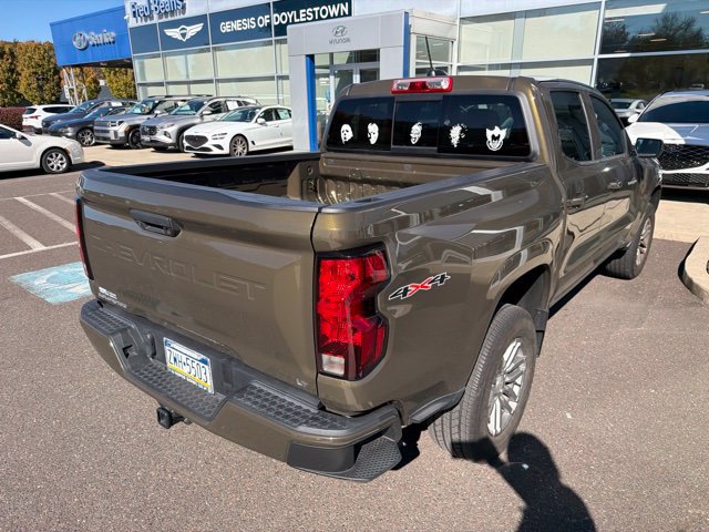 Used 2023 Chevrolet Colorado LT w/ LT Convenience Package AWD/4WD image 15