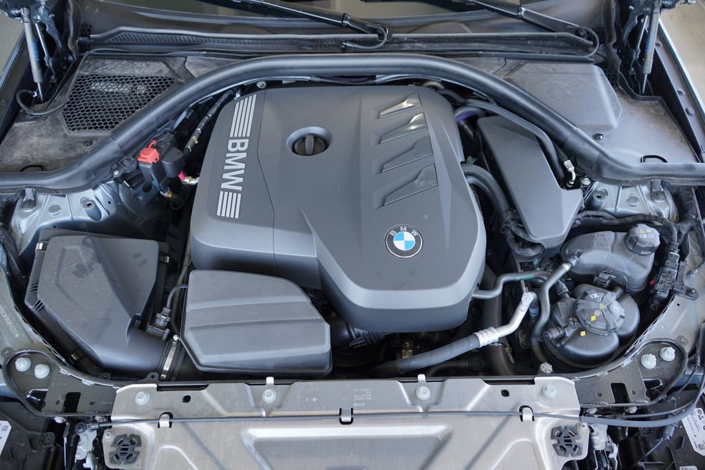 Used 2025 BMW 330i xDrive Sedan AWD/4WD image 21