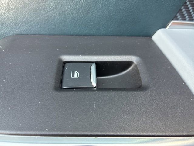 Used 2022 Ford F150 Limited AWD/4WD image 29