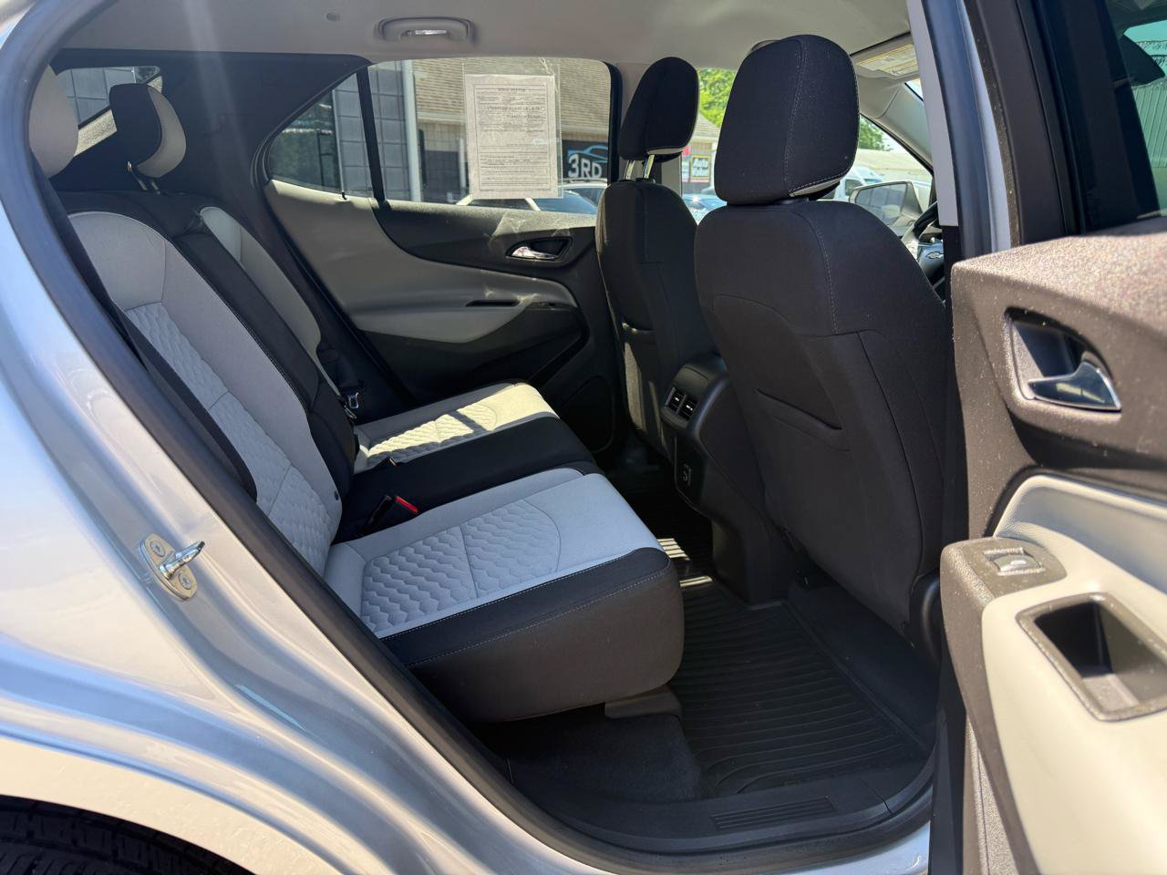 Used 2019 Chevrolet Equinox LT AWD/4WD image 12