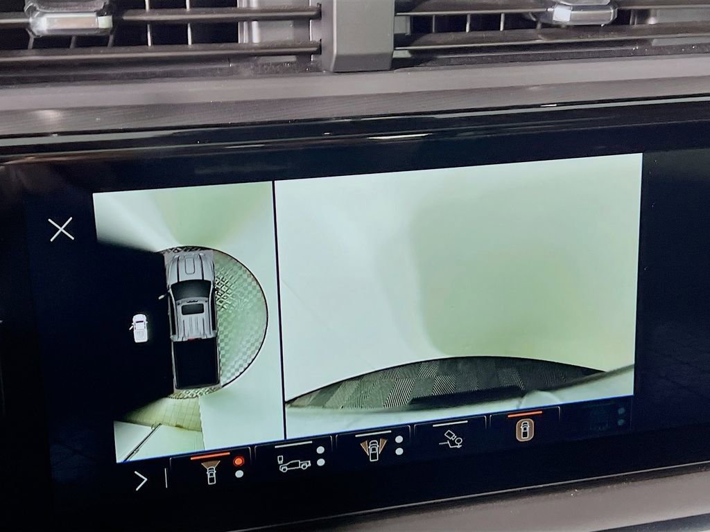 Certified 2025 GMC Sierra 2500 Denali Ultimate image 13