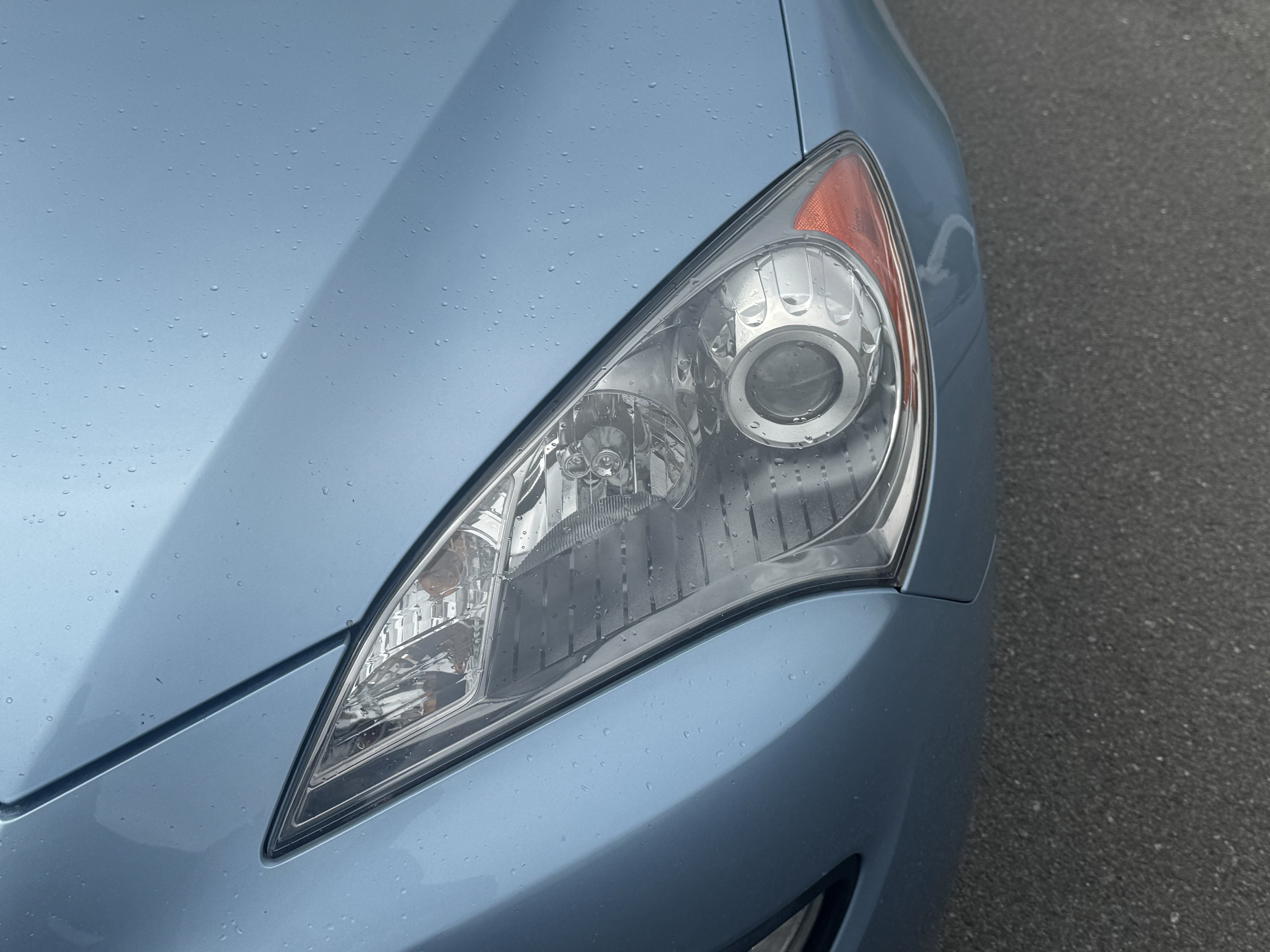 Used 2010 Hyundai Genesis 3.8 RWD image 9