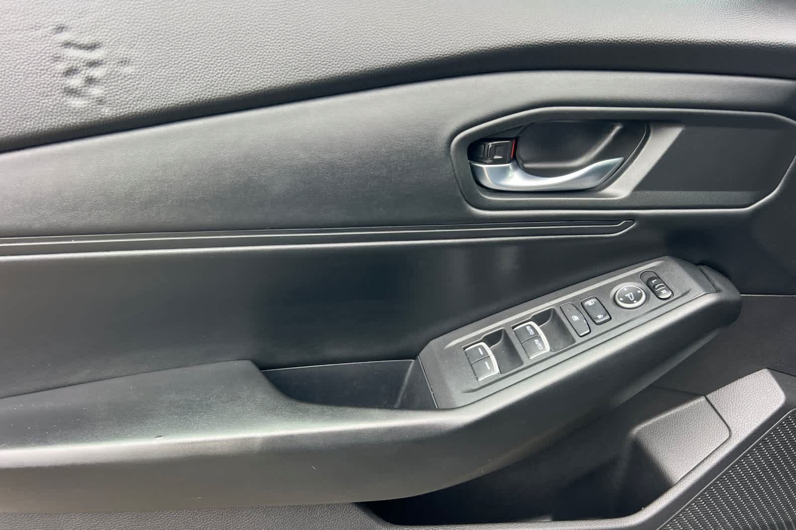 Used 2023 Honda Accord EX image 12