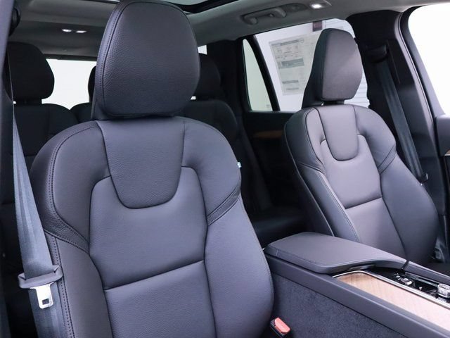 New 2025 Volvo XC90 T8 Plus w/ Protection Package Premier AWD/4WD image 19