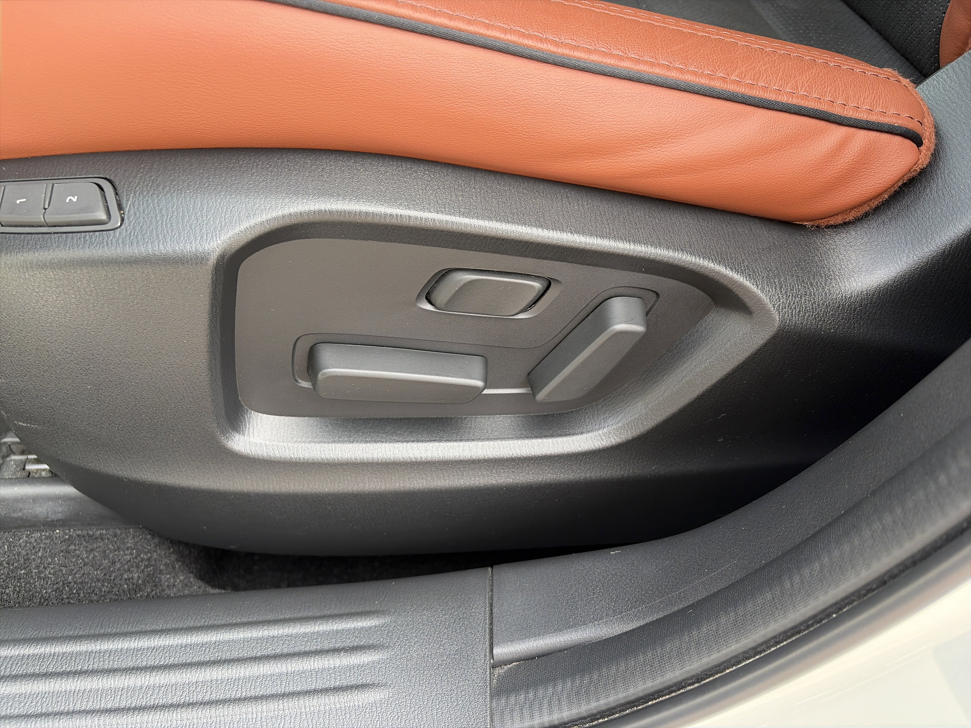 Used 2024 MAZDA CX-5 Carbon Edition image 14