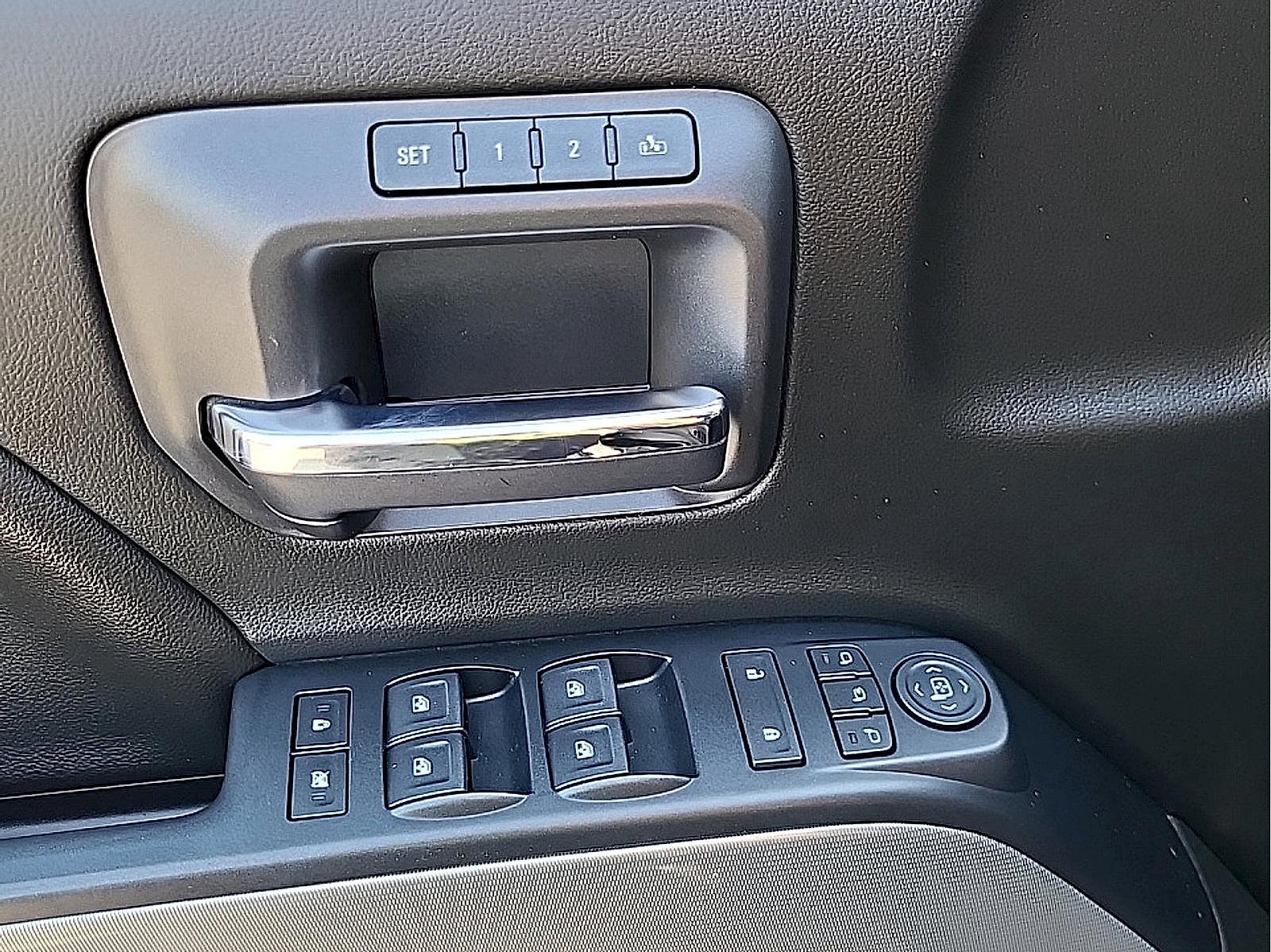 Used 2018 Chevrolet Silverado 2500 LTZ w/ Duramax Plus Package AWD/4WD image 15