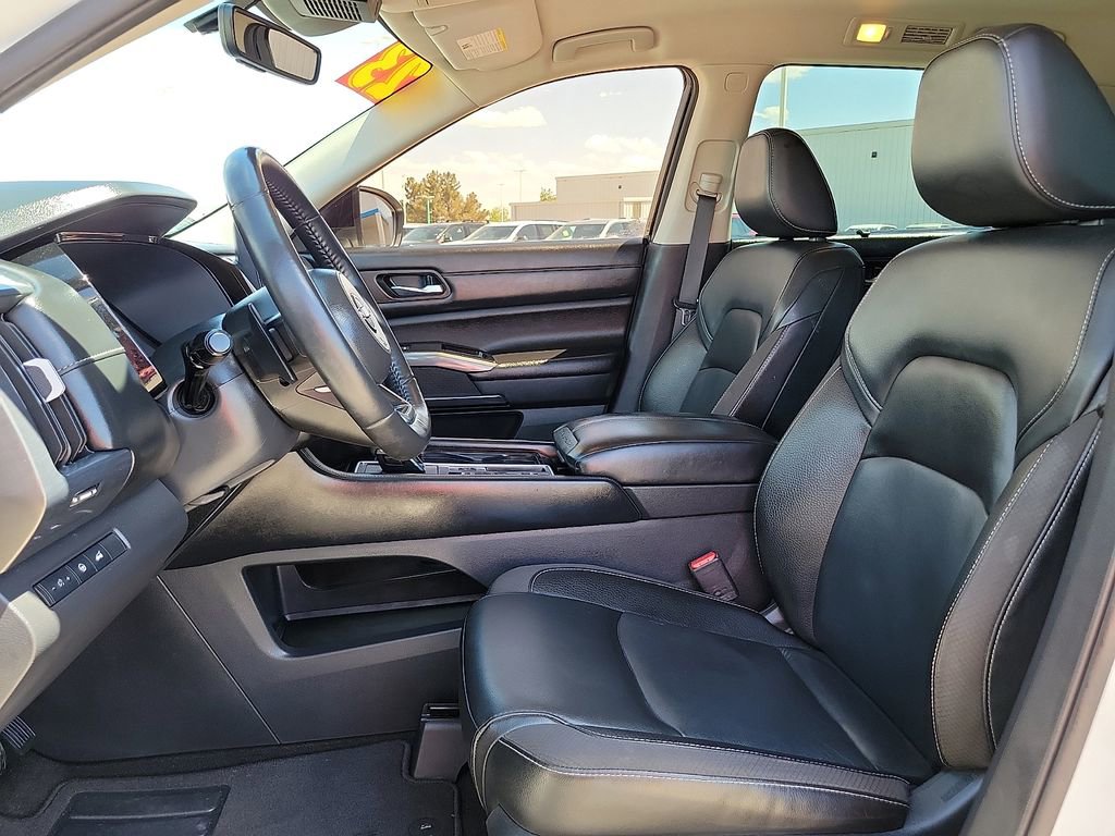 Used 2023 Nissan Pathfinder SL image 19