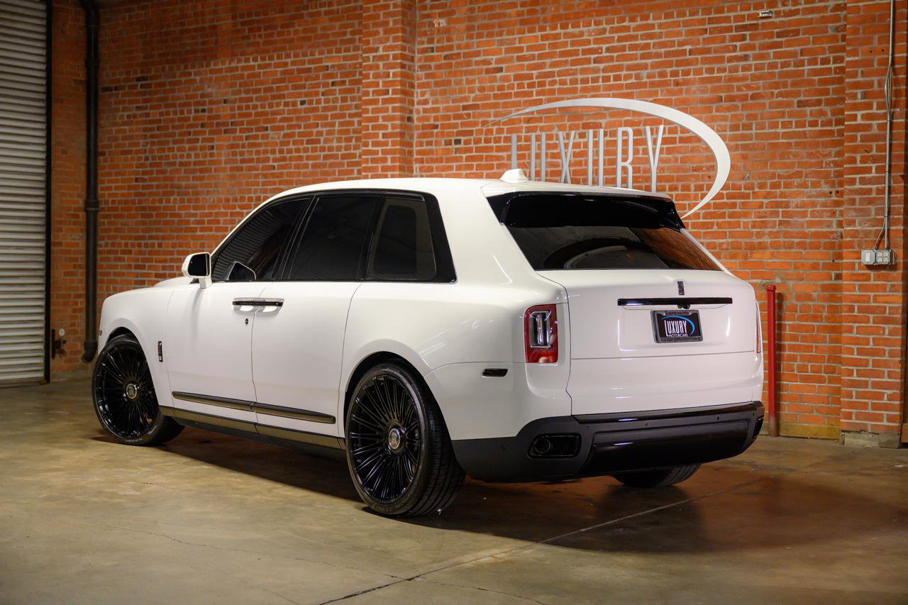 Used 2019 Rolls-Royce Cullinan image 9