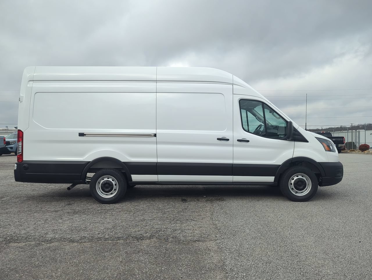 New 2026 Ford Transit 250 148 High Roof Extended RWD image 2