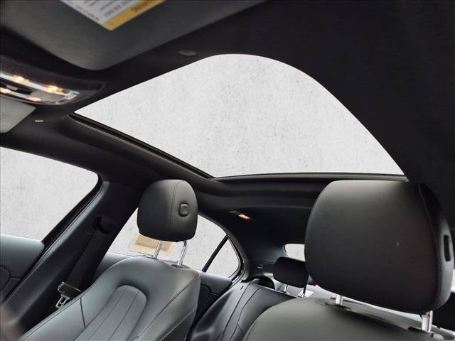 Used 2022 Mercedes-Benz A 220 4MATIC image 16